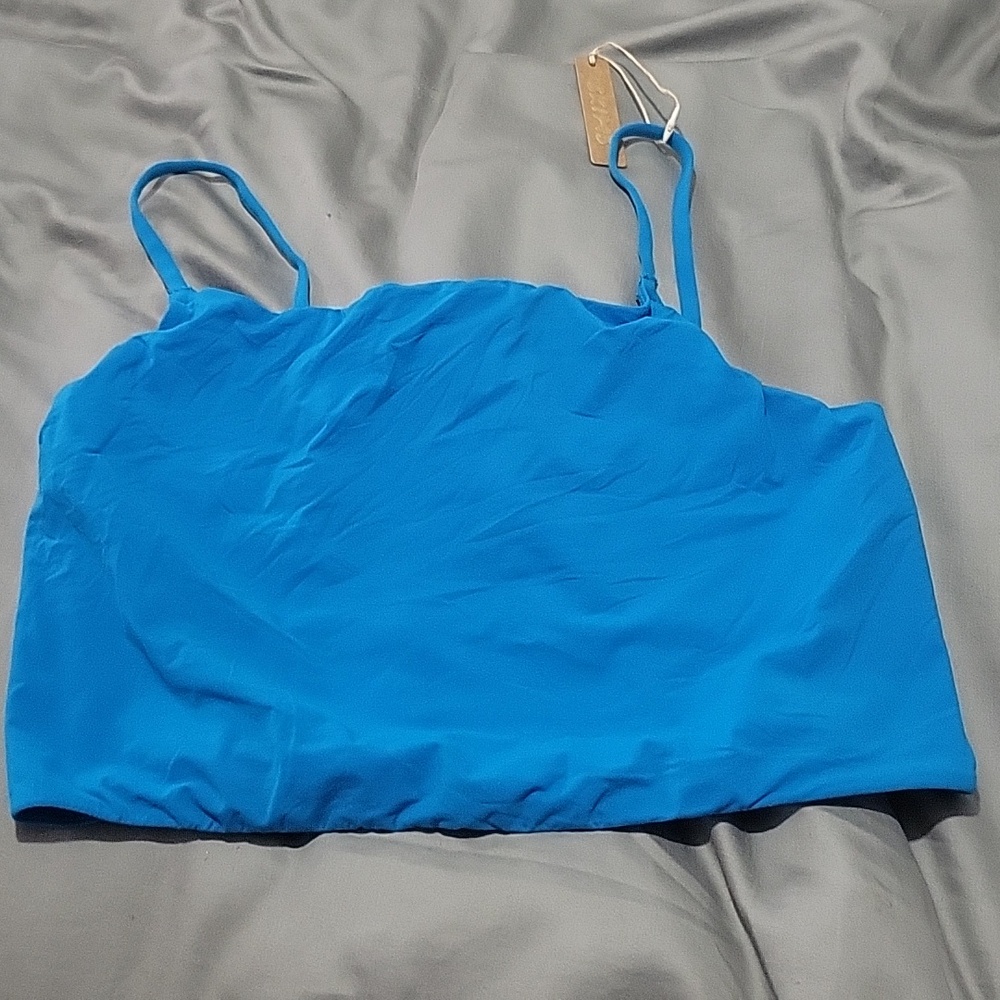 Skims top